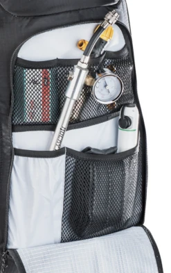 EVOC FR ENDURO BLACKLINE 16 -GearWerk Verkaufs-Shop Bildschirmfoto 2021 11 24 um 16 16 00 21283033