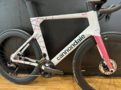 CANNONDALE SystemSix Hi-MOD Ultegra Di2 Team Replica -GearWerk Verkaufs-Shop IMG 2359 21330293