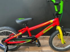 MERIDA MATTS J16 2018 MATT-ROT(GELB/GRÜN) 9